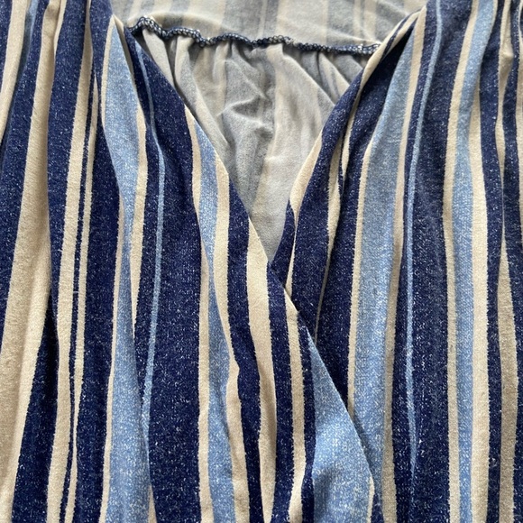 Ronni Nicole Maxi Dress Sleeveless Stretchy Blue and Cream Striped Size Medium - Picture 8 of 10